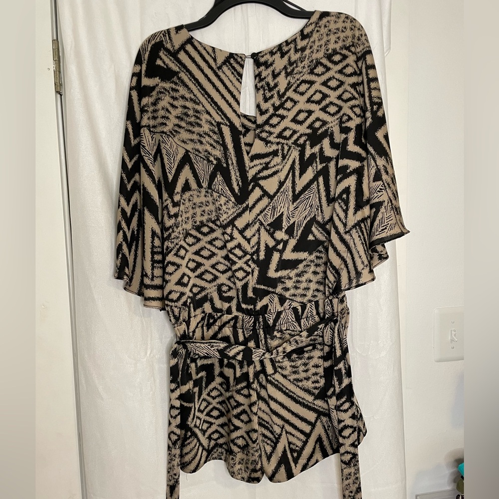 Guess Romper - Picture 3 of 6